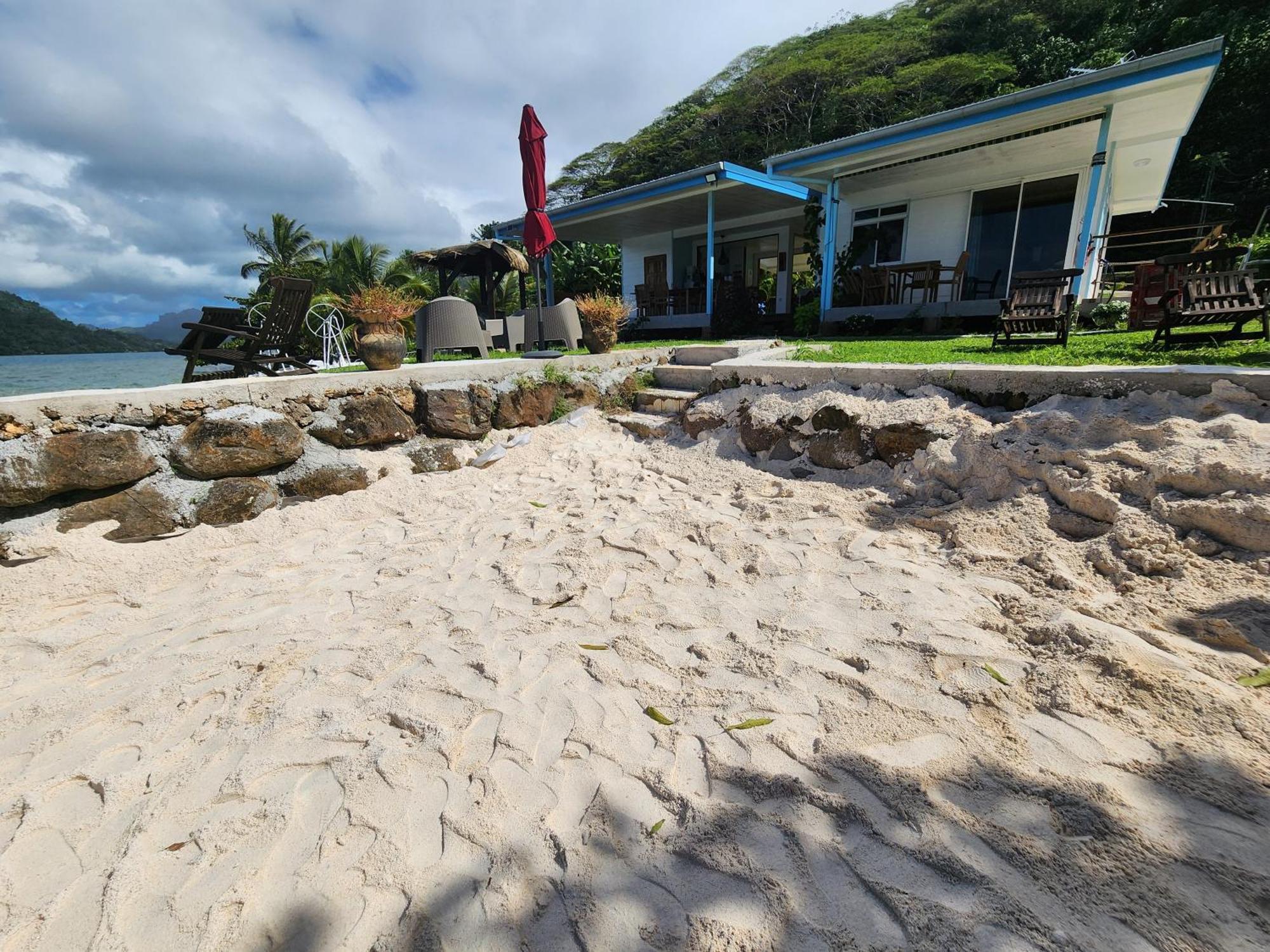 Duplex En Bord De Mer Fare Tahitea Pension Taputapuapea Exterior photo